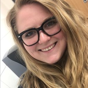 Meet your Posher, Molly